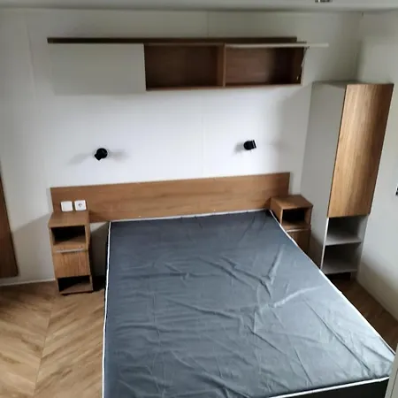 Mobil-home Confort Le Montourey Campingplads 4*
